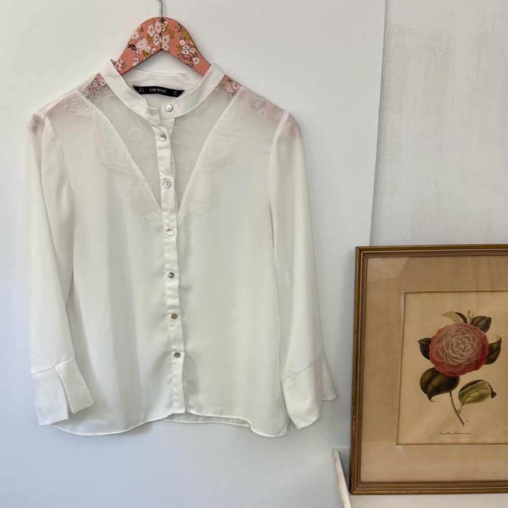 Zara Basic White Lace Button Top Sz M